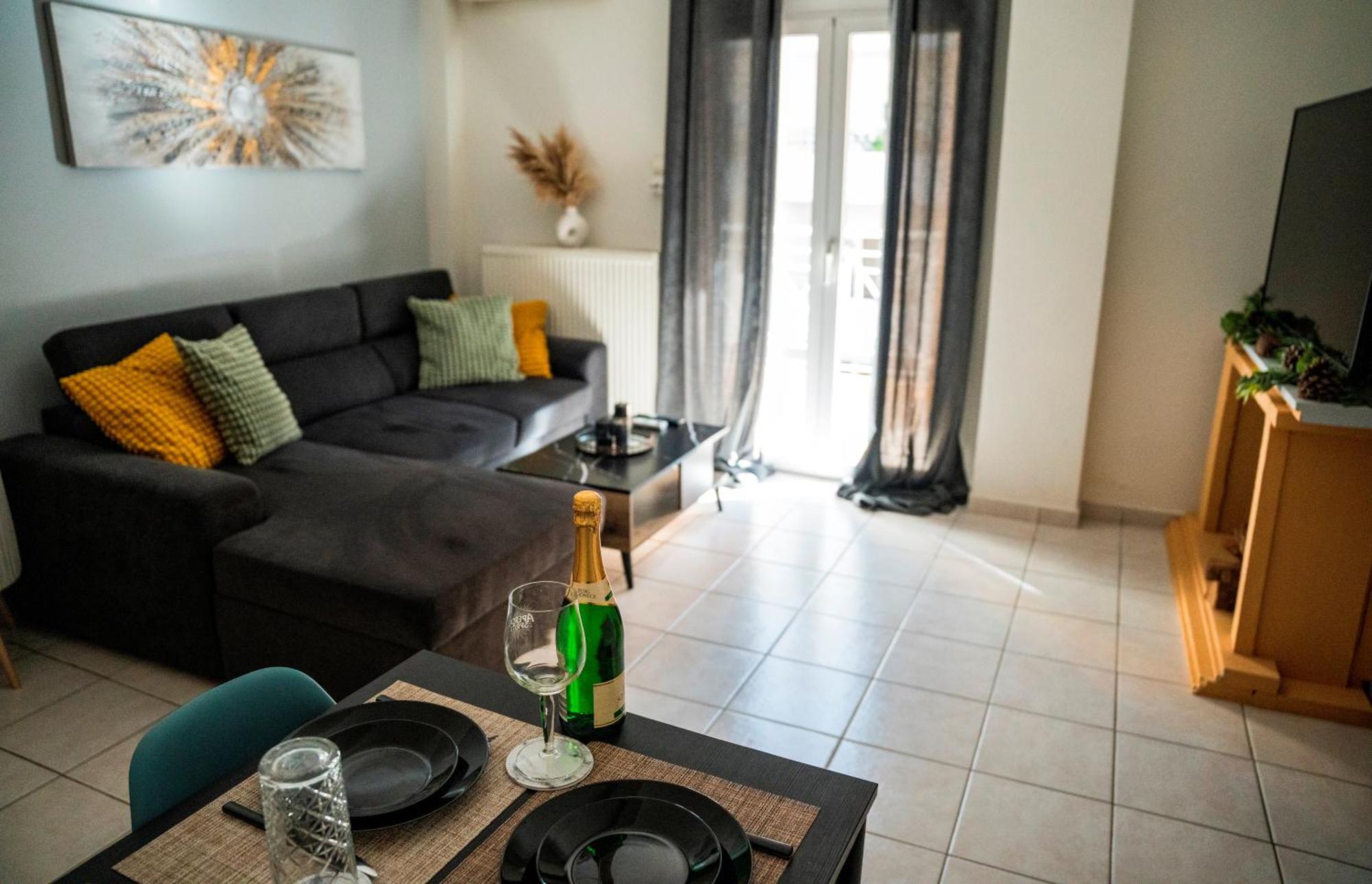 Gk Suites-Constantin View , Auto Check-In 24H 拉里萨 外观 照片