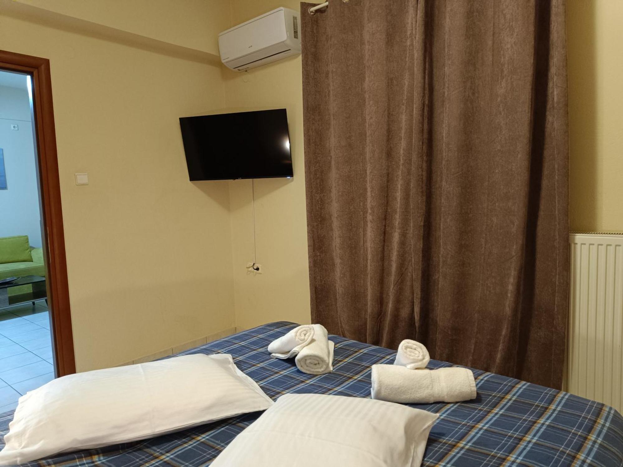 Gk Suites-Constantin View , Auto Check-In 24H 拉里萨 客房 照片